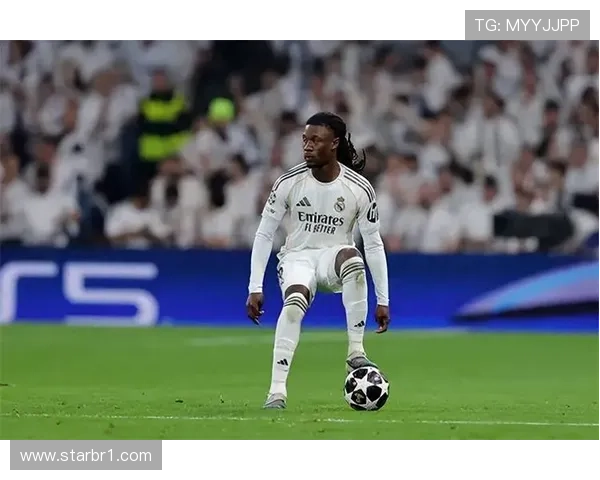 卡马文加青训经历