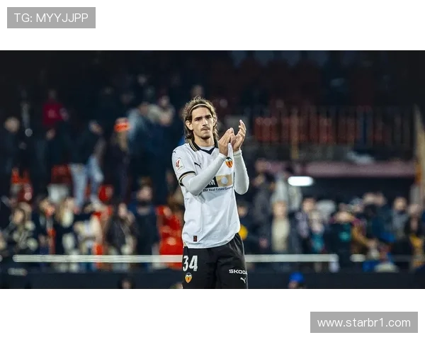 瓦伦西亚传统豪门地位下滑:球队竞争力与影响力持续削弱 瓦伦西亚传统豪门地位下滑:球队竞争力与影响力持续削弱