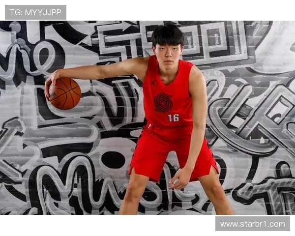 杨瀚森内线强攻表现优于全国同龄中锋，成为球队关键篮板保障